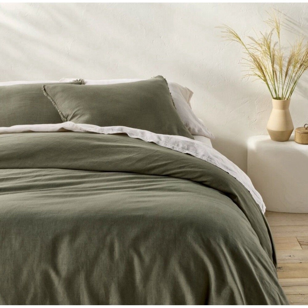King Heavyweight Linen Blend Duvet Cover and Sham Set Olive Green - CASALUNA